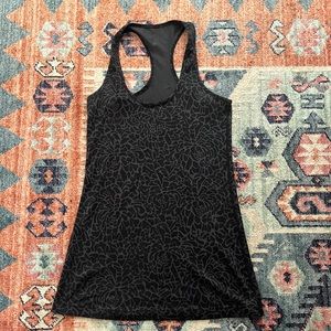 Lululemon tank top size 4